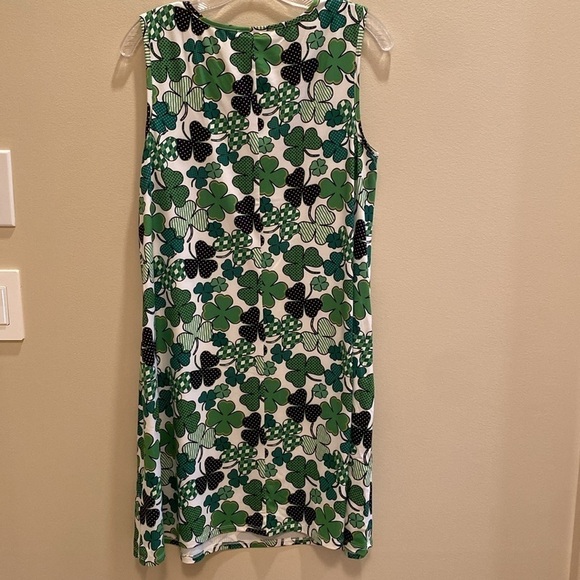 St Patrick’s Day Four Leaved Clover soft  stretch jersey sleeveless dress size M - Picture 5 of 7